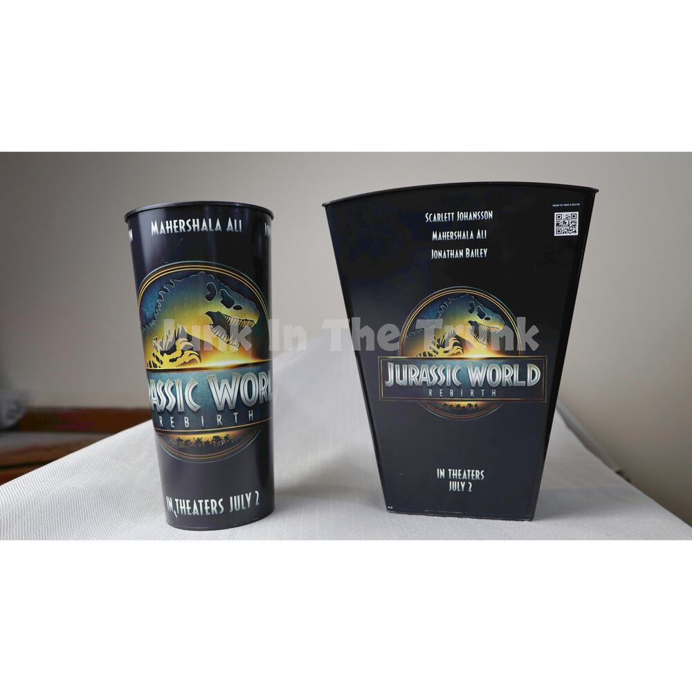 Collecters Jurassic World Rebirth popcorn and cup set